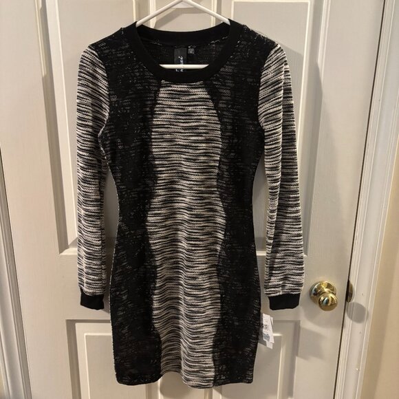 Three Pink Hearts Trixxi Black/White Long Sleeve Bodycon Lace Sweater Dress ~ S - Picture 2 of 9